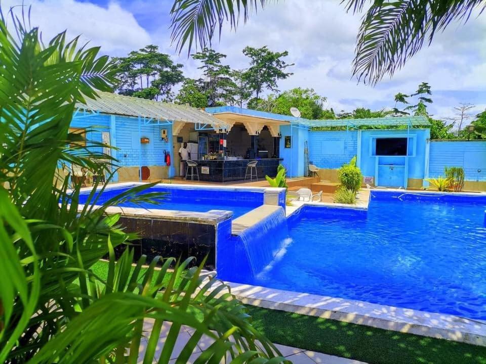 Mont Bleu Hotel Libreville Bagian luar foto